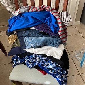 Maternity clothes bundles (32 items total)
